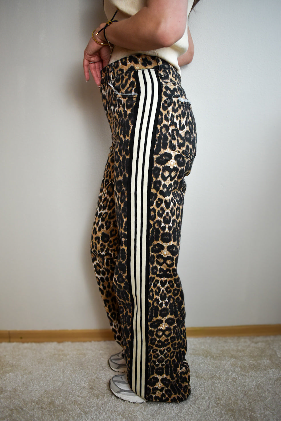 Leopard jeans