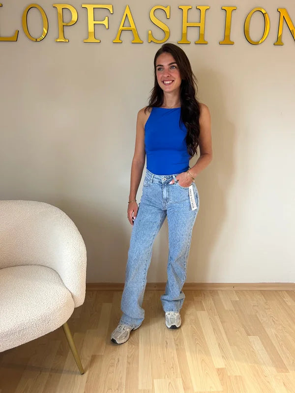 Tara Jeans